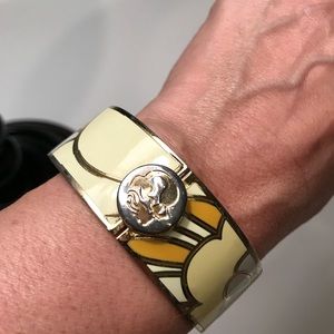 Spartina 449 hinged bangle Summer House pattern.